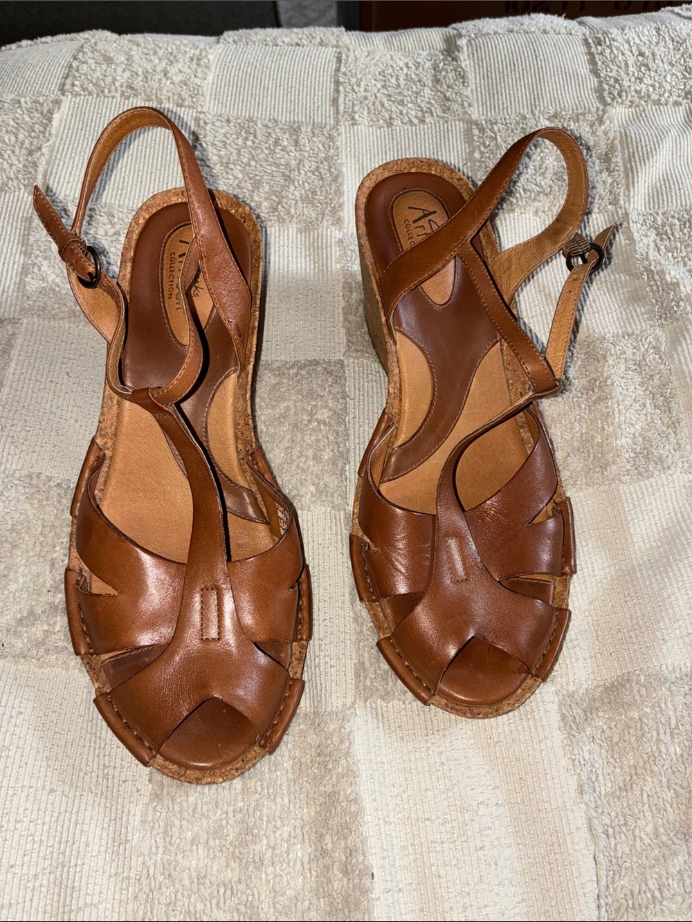 Clarks Women's Brown Leather Slingback Sandals